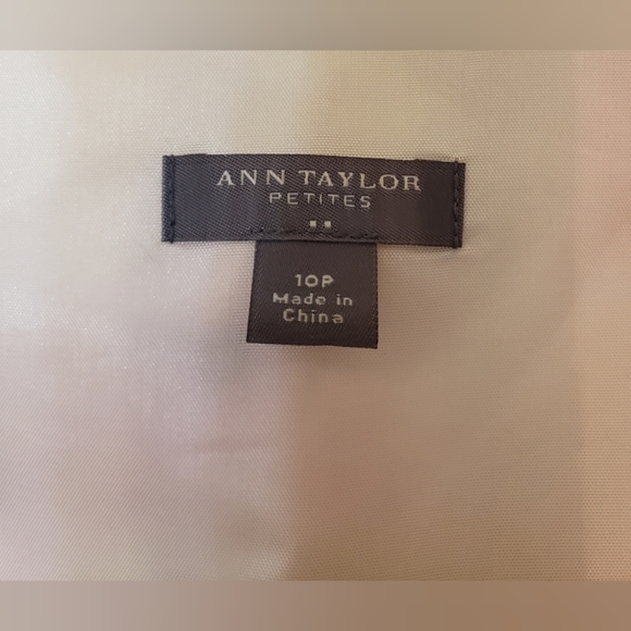 ANN TAYLOR Petites Peony 2 Piece Skirt Set - Picture 4 of 8